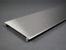 Wiremold S4000 Series Raceway Cover in Stainless Steel Wiremold S4000 Series Raceway Cover in Stainless Steel