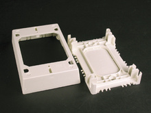 Wiremold 400/800/2300/2300D Series Shallow Device/Extension Box Fitting, White Wiremold 400/800/2300/2300D Series Shallow Device/Extension Box Fitting, White