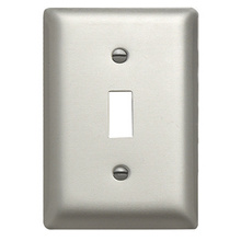 1-Gang Aluminum Wall Plate, 1 Toggle Switch Opening, 1 Decorator Opening