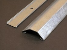 1500 Series Overfloor Raceway Base and Cover 1500 Series Overfloor Raceway Base and Cover
