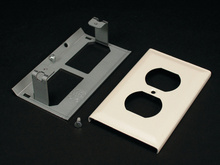 STL DUPLEX RECEPT PLATE 3000 IVORY STL DUPLEX RECEPT PLATE 3000 IVORY