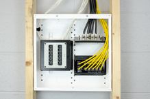 1x8 Enhanced Passive Video Splitter-Combiner