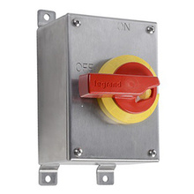 Stainless Steel Safety Switch with Auxiliary Contact, 30 Amps Stainless Steel Safety Switch with Auxiliary Contact, 30 Amps