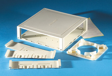 MMO (MULTIMEDIA OUTLET) HOUSING FOR FIBER AND COPPER, inlcludes cover, base and three blanks. 6.75" x 6.75 x 1.68", fog white MMO (MULTIMEDIA OUTLET) HOUSING FOR FIBER AND COPPER, inlcludes cover, base and three blanks. 6.75" x 6.75 x 1.68", fog white