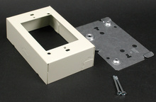 500/700 Switch and Receptacle Box Fitting 500/700 Switch and Receptacle Box Fitting