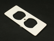 Wiremold 5500 Series Duplex Recptacle Faceplate Fitting, Ivory Wiremold 5500 Series Duplex Recptacle Faceplate Fitting, Ivory