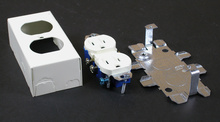 500/700 15A, 125V Duplex Grounding Receptacle (NEMA 5-15R) and Box Fitting 500/700 15A, 125V Duplex Grounding Receptacle (NEMA 5-15R) and Box Fitting