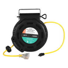 800 Series Cable Reel with Tri-Tap, 40FT, 12AWG, 15A