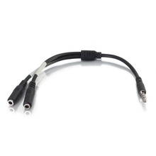 0.5ft (0.15m) 4-pin 3.5mm Microphone and Headphone Breakout Adapter Y-Cable 0.5ft (0.15m) 4-pin 3.5mm Microphone and Headphone Breakout Adapter Y-Cable